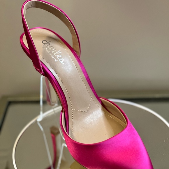 CHARLES DAVID | Iniko Pump - Picture 7 of 9